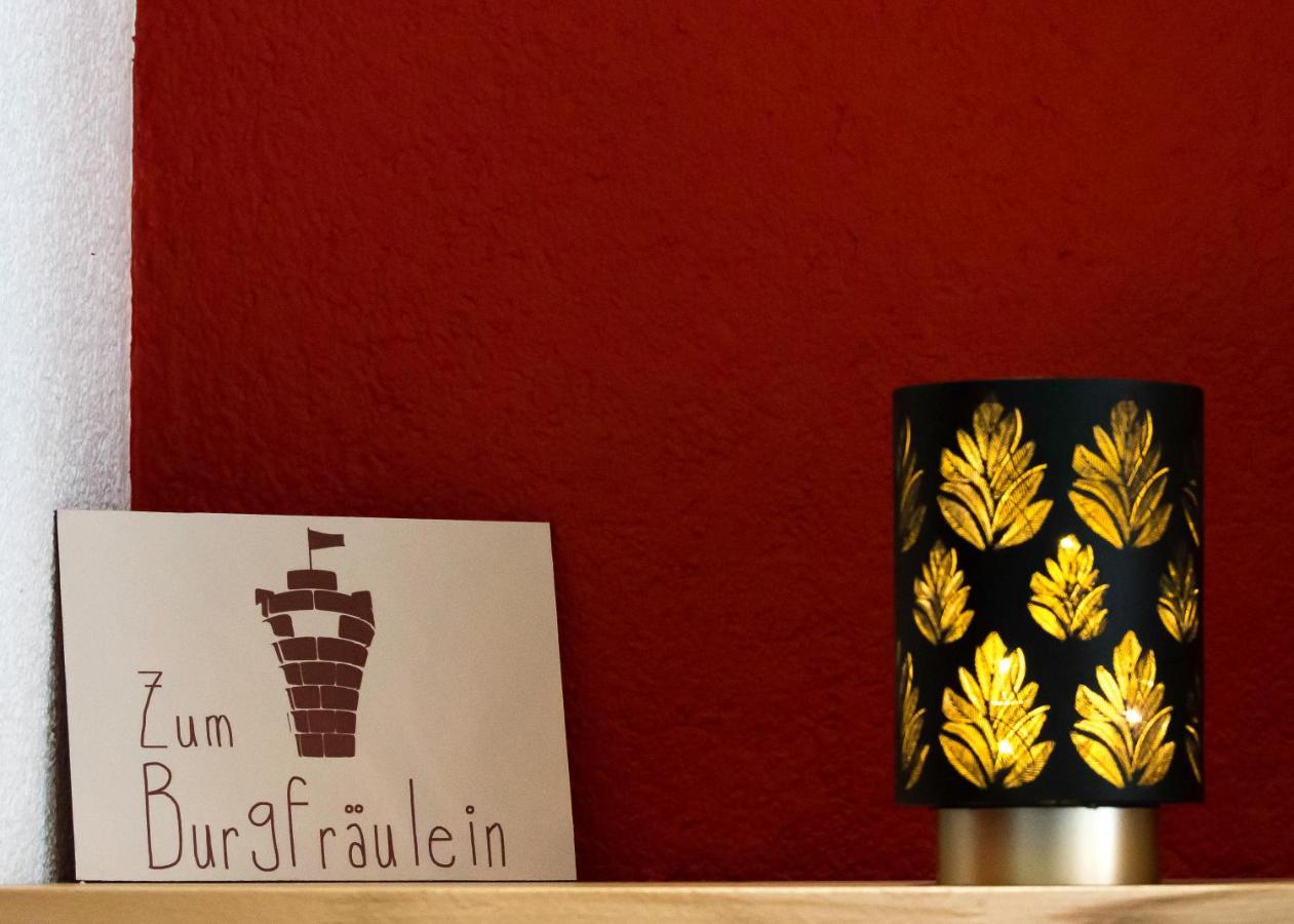 Zum Burgfraulein - Studio Mit Blick Auf Die Burg บวร์ก-รอยลานด์ ภายนอก รูปภาพ
