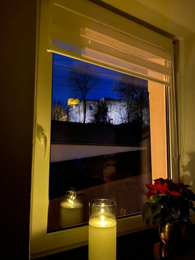 Zum Burgfraulein - Studio Mit Blick Auf Die Burg บวร์ก-รอยลานด์ ภายนอก รูปภาพ